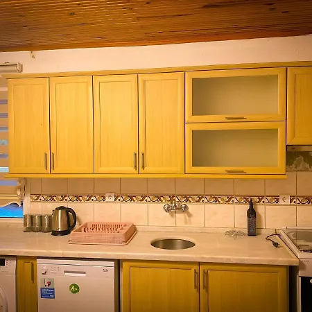Lumos Homes Apartmán *
